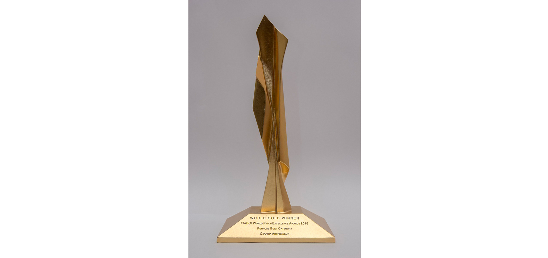 Golden Medal for the FIABCI Prix D'Excellence Award 2016